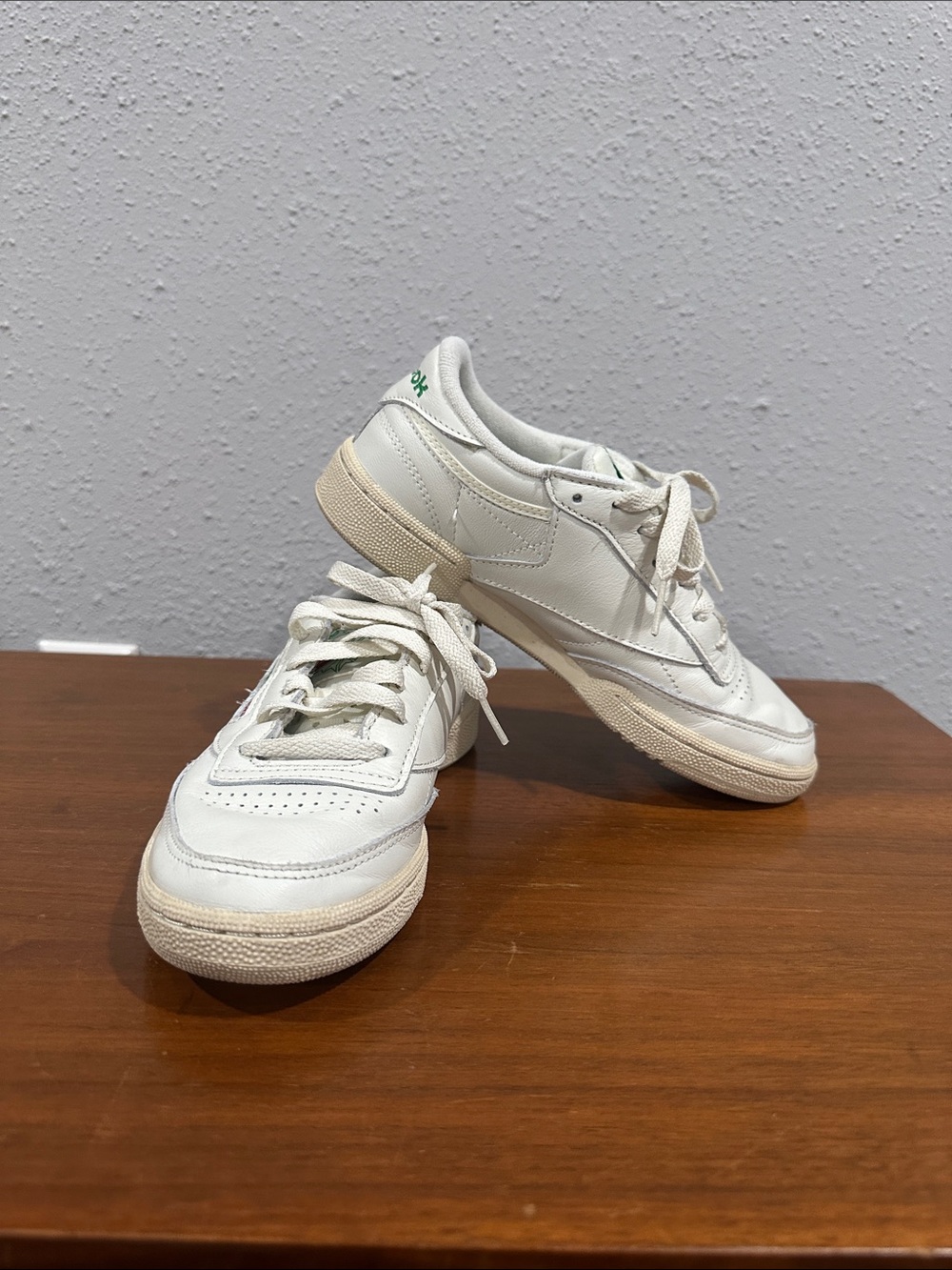 Reebok White Cream Leather Sneakers